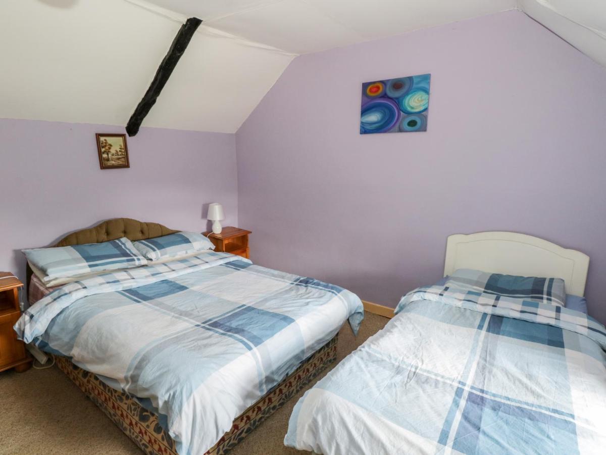 The Thatched Cottage Liscarney Extérieur photo