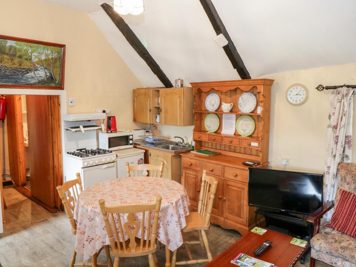 The Thatched Cottage Liscarney Extérieur photo